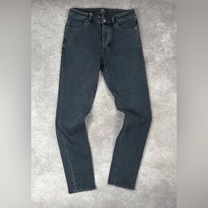 [159] NEUW Stockholm 2009 Ray Tapered Jeans Size
W29 L32 Denim